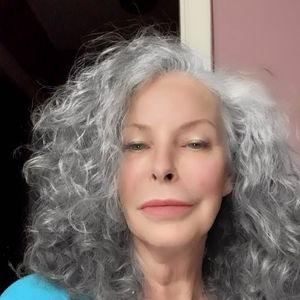 Meet your Posher, Jeannie